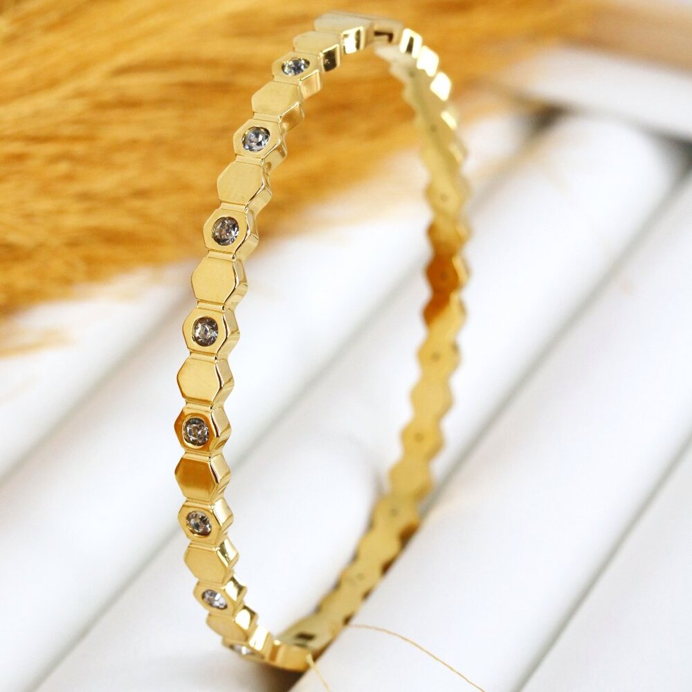 Chic Stainless Steel Honeycomb Bangle Featuring Zircon Crystals